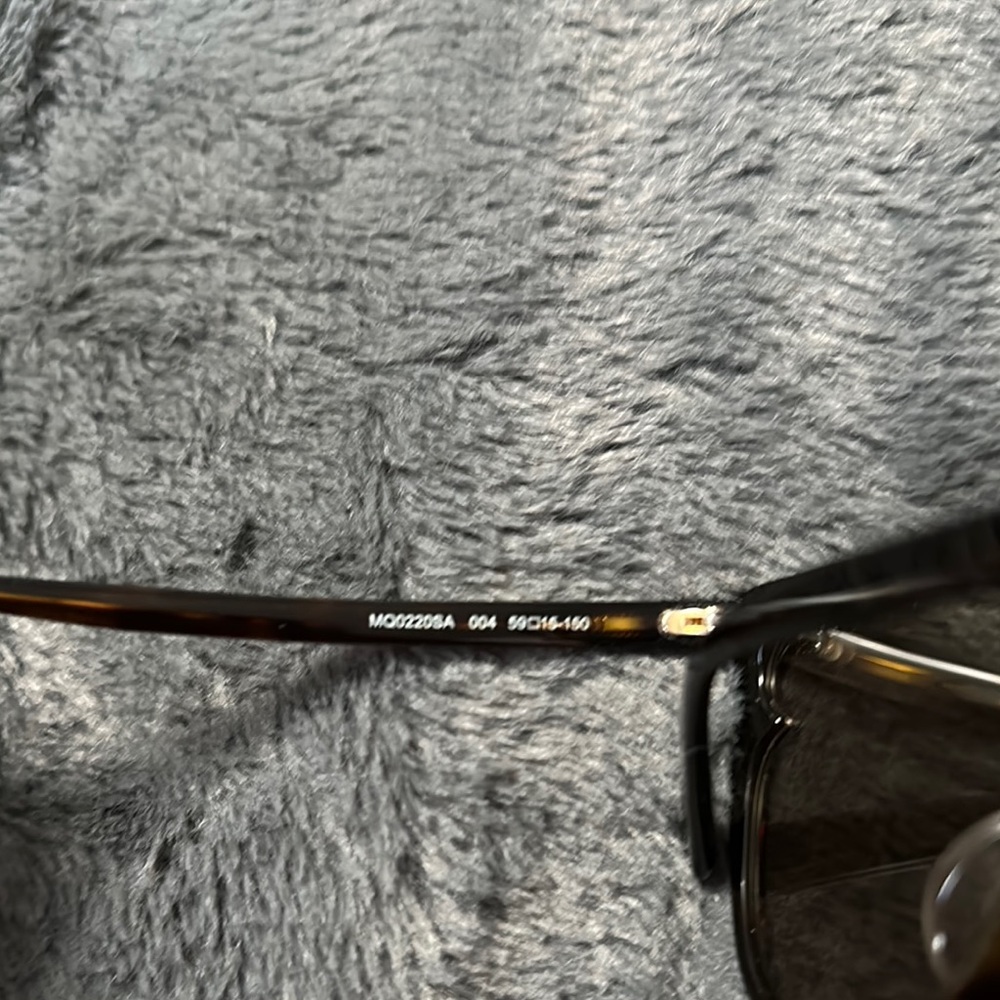 Tortoise Shell Sunglasses - Picture 3 of 3